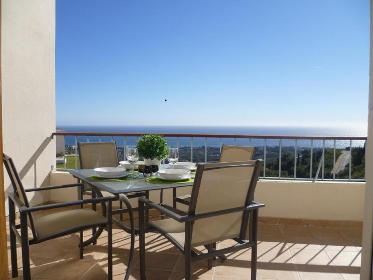 Fine Duplex Apartment With Stunning Sea Views Marbella Exterior photo